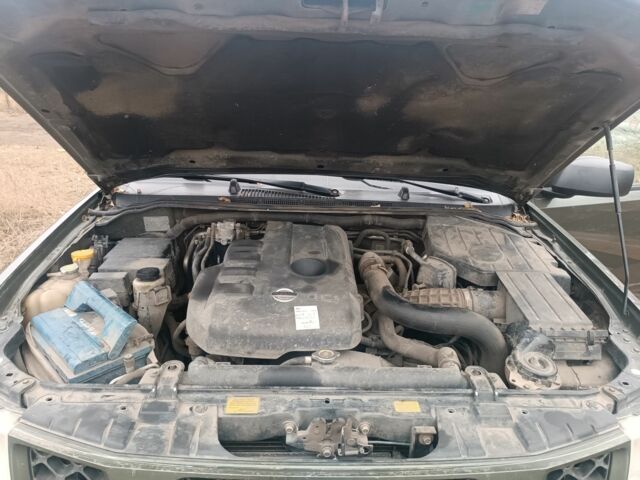 Зеленый Ниссан Патфайндер, объемом двигателя 0 л и пробегом 437 тыс. км за 4200 $, фото 7 на Automoto.ua