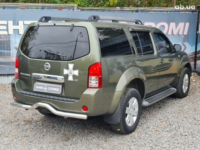 Зеленый Ниссан Патфайндер, объемом двигателя 0 л и пробегом 286 тыс. км за 8900 $, фото 5 на Automoto.ua