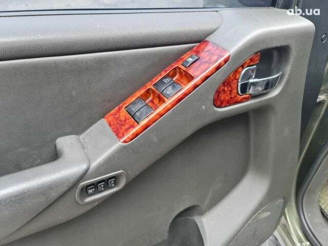 Зеленый Ниссан Патфайндер, объемом двигателя 0 л и пробегом 286 тыс. км за 8900 $, фото 19 на Automoto.ua