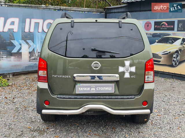 Зелений Ніссан Патфайндер, об'ємом двигуна 2.49 л та пробігом 286 тис. км за 8900 $, фото 2 на Automoto.ua