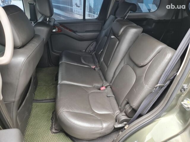 Зеленый Ниссан Патфайндер, объемом двигателя 0 л и пробегом 286 тыс. км за 8900 $, фото 11 на Automoto.ua