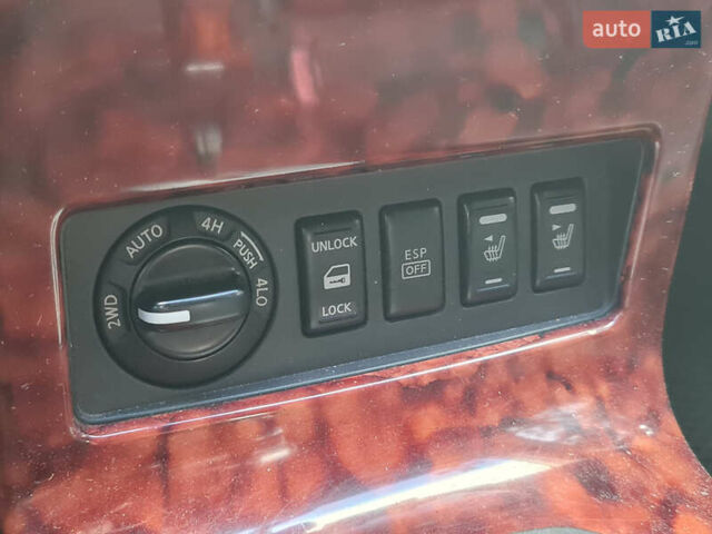 Зелений Ніссан Патфайндер, об'ємом двигуна 2.49 л та пробігом 286 тис. км за 8900 $, фото 16 на Automoto.ua