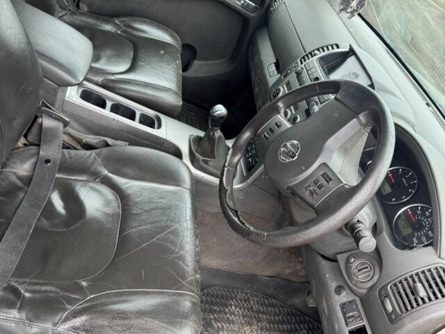 Зелений Ніссан Патфайндер, об'ємом двигуна 0 л та пробігом 223 тис. км за 3118 $, фото 5 на Automoto.ua