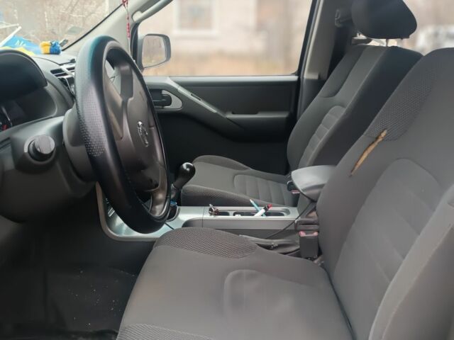 Зеленый Ниссан Патфайндер, объемом двигателя 0 л и пробегом 437 тыс. км за 4000 $, фото 6 на Automoto.ua