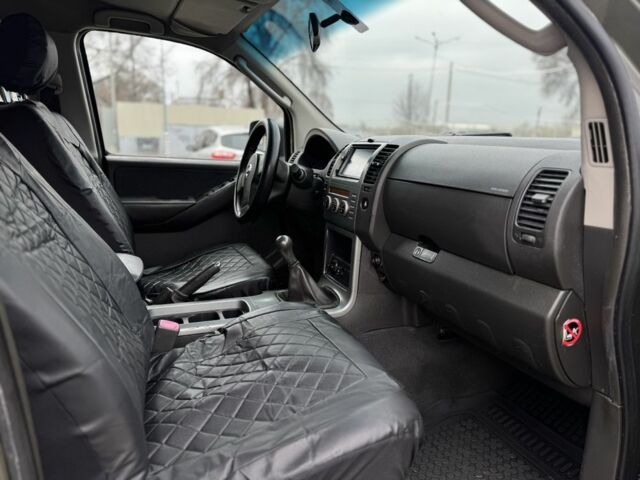 Зелений Ніссан Патфайндер, об'ємом двигуна 2.5 л та пробігом 230 тис. км за 5500 $, фото 14 на Automoto.ua