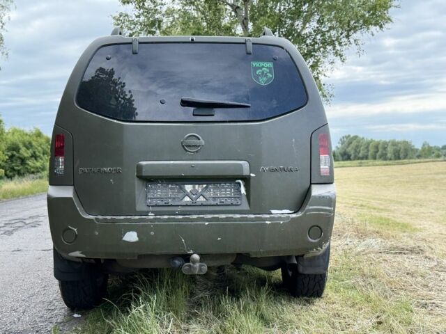 Зелений Ніссан Патфайндер, об'ємом двигуна 0 л та пробігом 2 тис. км за 7200 $, фото 2 на Automoto.ua