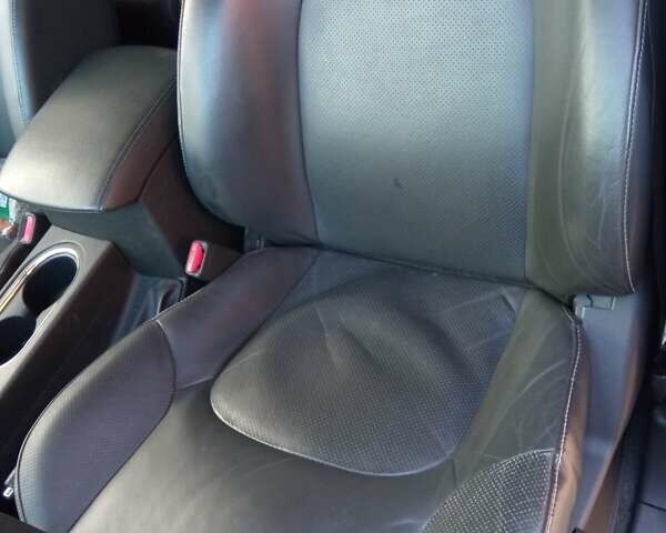 Зеленый Ниссан Патфайндер, объемом двигателя 2.99 л и пробегом 118 тыс. км за 19970 $, фото 16 на Automoto.ua