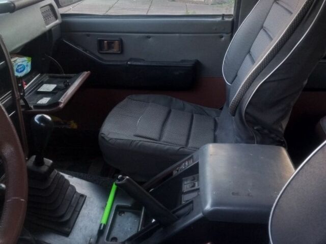 Белый Ниссан Патрол, объемом двигателя 0 л и пробегом 200 тыс. км за 8500 $, фото 3 на Automoto.ua