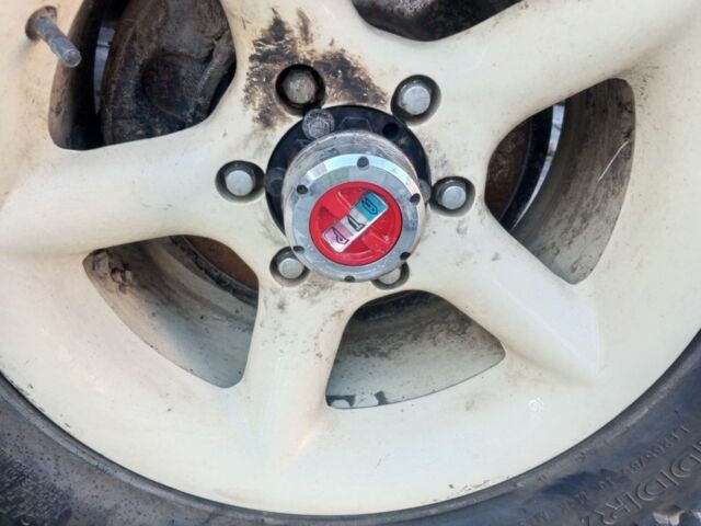 Белый Ниссан Патрол, объемом двигателя 0 л и пробегом 200 тыс. км за 8500 $, фото 4 на Automoto.ua