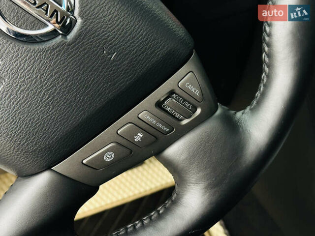 Білий Ніссан Патрол, об'ємом двигуна 5.55 л та пробігом 319 тис. км за 17500 $, фото 33 на Automoto.ua