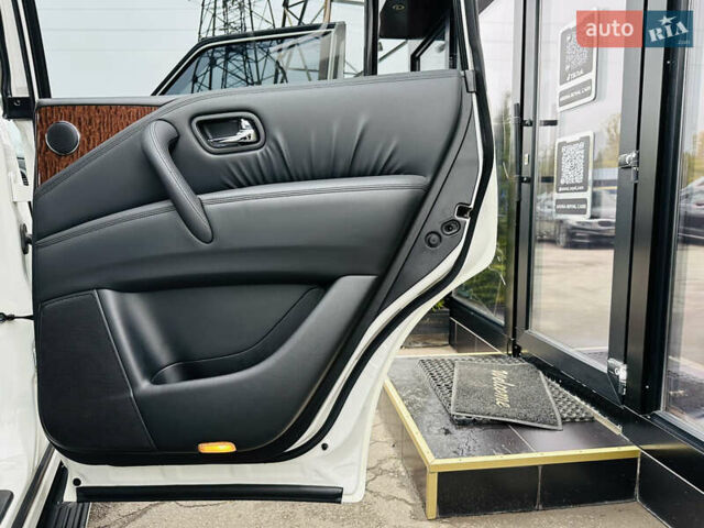 Білий Ніссан Патрол, об'ємом двигуна 5.55 л та пробігом 319 тис. км за 17500 $, фото 25 на Automoto.ua