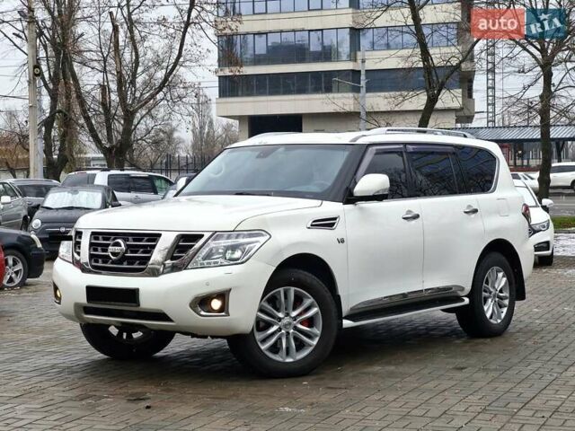 Білий Ніссан Патрол, об'ємом двигуна 5.55 л та пробігом 210 тис. км за 19900 $, фото 2 на Automoto.ua