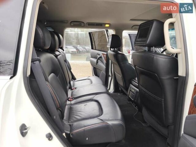 Білий Ніссан Патрол, об'ємом двигуна 5.55 л та пробігом 210 тис. км за 19900 $, фото 15 на Automoto.ua