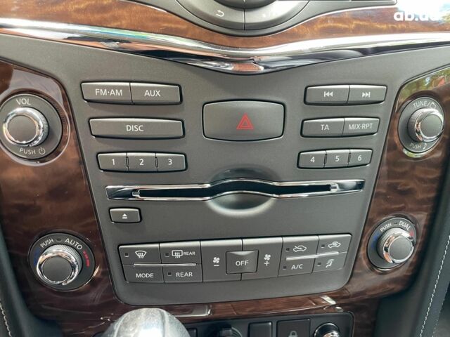 Белый Ниссан Патрол, объемом двигателя 5.5 л и пробегом 127 тыс. км за 21690 $, фото 37 на Automoto.ua