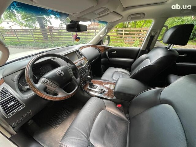 Белый Ниссан Патрол, объемом двигателя 5.5 л и пробегом 127 тыс. км за 21690 $, фото 39 на Automoto.ua