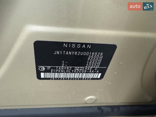 Бежевый Ниссан Патрол, объемом двигателя 5.6 л и пробегом 266 тыс. км за 16000 $, фото 18 на Automoto.ua