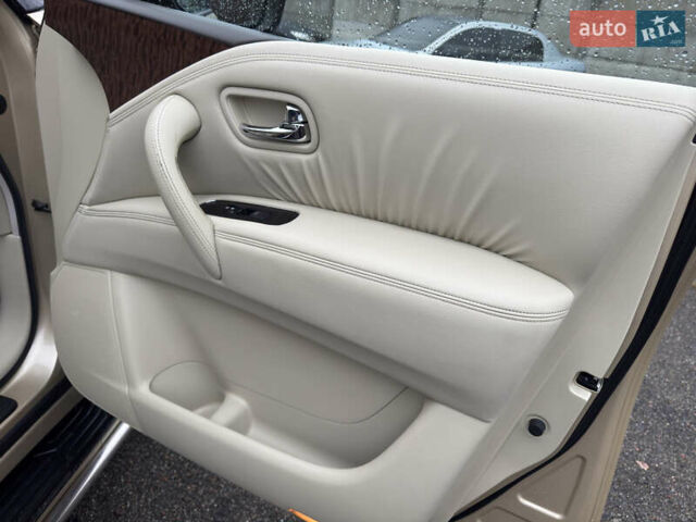 Бежевый Ниссан Патрол, объемом двигателя 5.6 л и пробегом 266 тыс. км за 16000 $, фото 26 на Automoto.ua