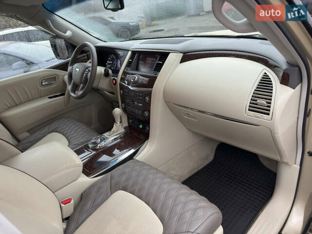 Бежевый Ниссан Патрол, объемом двигателя 5.6 л и пробегом 266 тыс. км за 16000 $, фото 38 на Automoto.ua