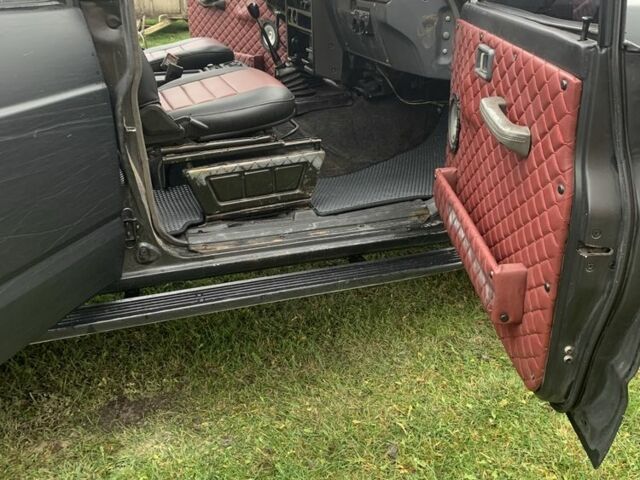 Черный Ниссан Патрол, объемом двигателя 2.8 л и пробегом 400 тыс. км за 8000 $, фото 4 на Automoto.ua