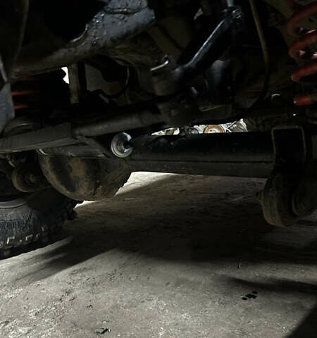 Черный Ниссан Патрол, объемом двигателя 0 л и пробегом 300 тыс. км за 7200 $, фото 8 на Automoto.ua