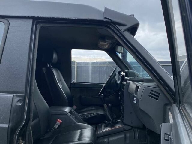 Чорний Ніссан Патрол, об'ємом двигуна 0 л та пробігом 250 тис. км за 7500 $, фото 6 на Automoto.ua