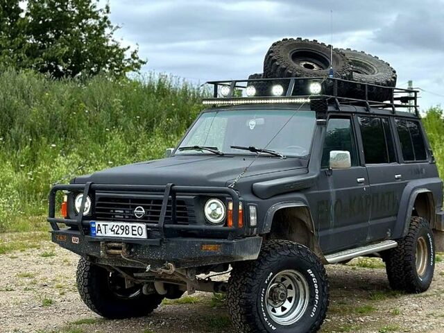 Чорний Ніссан Патрол, об'ємом двигуна 4.2 л та пробігом 0 тис. км за 7500 $, фото 8 на Automoto.ua