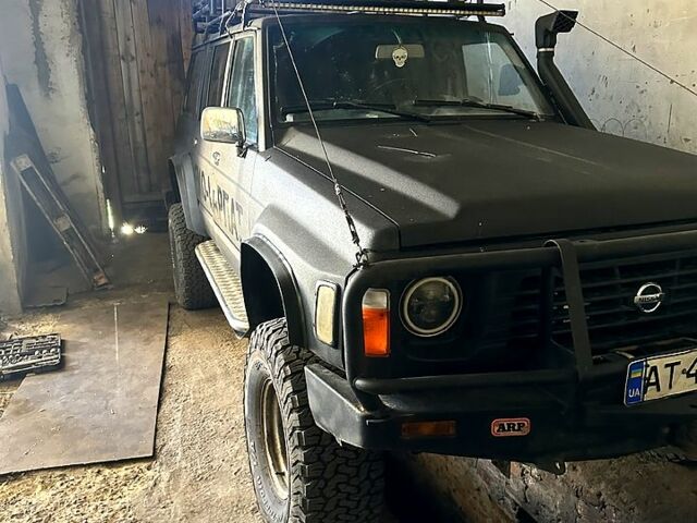 Чорний Ніссан Патрол, об'ємом двигуна 4.2 л та пробігом 0 тис. км за 7500 $, фото 4 на Automoto.ua