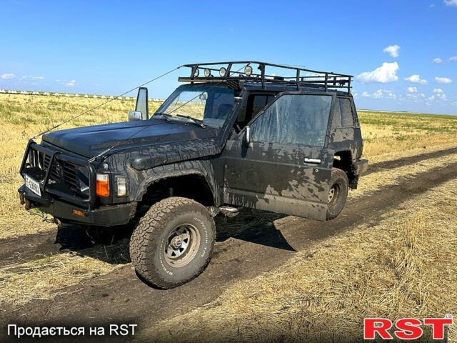 Чорний Ніссан Патрол, об'ємом двигуна 4.2 л та пробігом 0 тис. км за 7500 $, фото 5 на Automoto.ua
