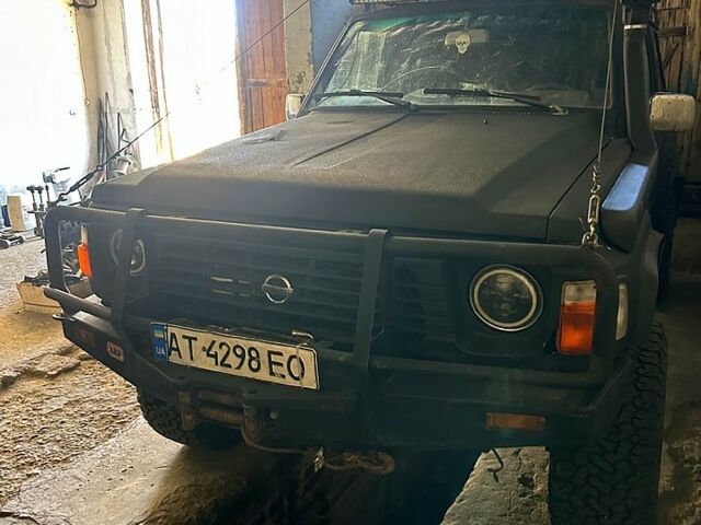 Чорний Ніссан Патрол, об'ємом двигуна 4.2 л та пробігом 0 тис. км за 7500 $, фото 3 на Automoto.ua