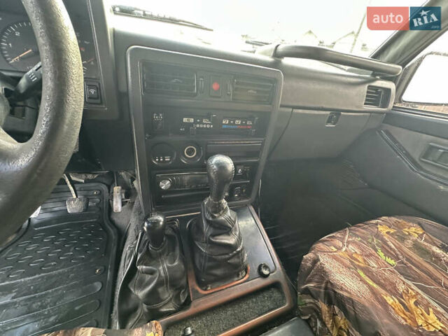 Черный Ниссан Патрол, объемом двигателя 2.8 л и пробегом 300 тыс. км за 12000 $, фото 33 на Automoto.ua