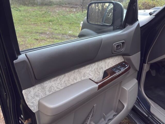 Черный Ниссан Патрол, объемом двигателя 3 л и пробегом 251 тыс. км за 9000 $, фото 12 на Automoto.ua