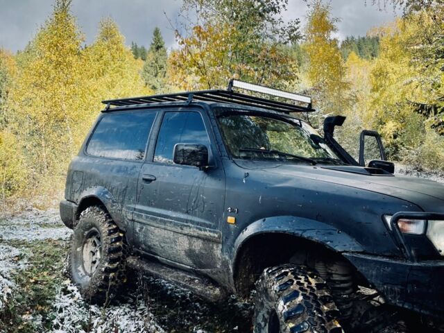 Черный Ниссан Патрол, объемом двигателя 3 л и пробегом 300 тыс. км за 6800 $, фото 5 на Automoto.ua