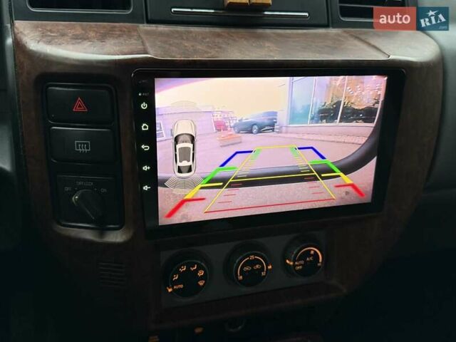 Черный Ниссан Патрол, объемом двигателя 3 л и пробегом 359 тыс. км за 18999 $, фото 20 на Automoto.ua