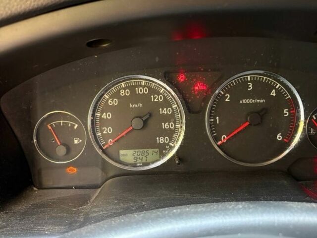 Черный Ниссан Патрол, объемом двигателя 3 л и пробегом 208 тыс. км за 20500 $, фото 7 на Automoto.ua