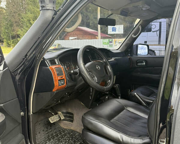Чорний Ніссан Патрол, об'ємом двигуна 2.95 л та пробігом 300 тис. км за 31000 $, фото 8 на Automoto.ua