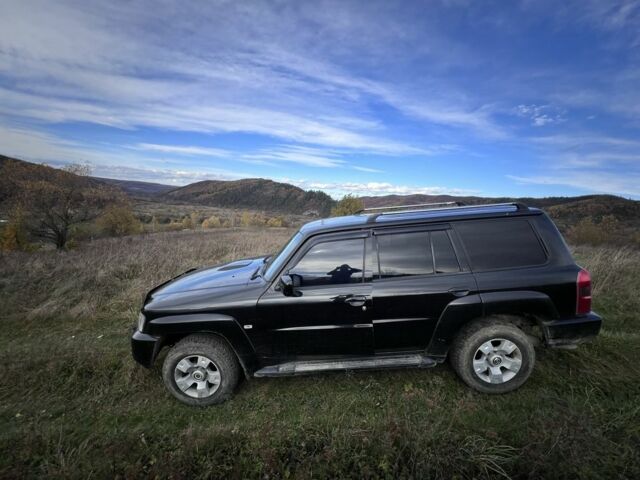 Чорний Ніссан Патрол, об'ємом двигуна 3 л та пробігом 192 тис. км за 9300 $, фото 1 на Automoto.ua