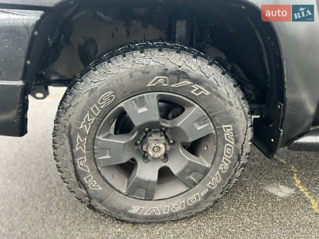 Черный Ниссан Патрол, объемом двигателя 3 л и пробегом 247 тыс. км за 21700 $, фото 13 на Automoto.ua