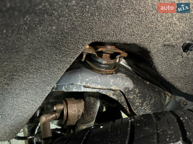 Черный Ниссан Патрол, объемом двигателя 5.55 л и пробегом 226 тыс. км за 24999 $, фото 14 на Automoto.ua