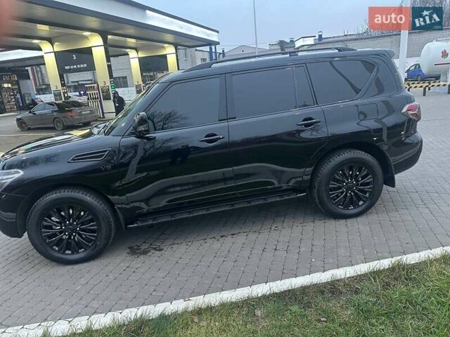 Черный Ниссан Патрол, объемом двигателя 5.55 л и пробегом 177 тыс. км за 25000 $, фото 5 на Automoto.ua