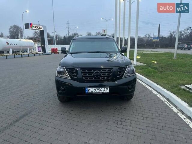 Черный Ниссан Патрол, объемом двигателя 5.55 л и пробегом 177 тыс. км за 25000 $, фото 2 на Automoto.ua