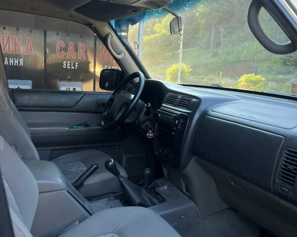 Коричневий Ніссан Патрол, об'ємом двигуна 2.95 л та пробігом 355 тис. км за 17999 $, фото 10 на Automoto.ua