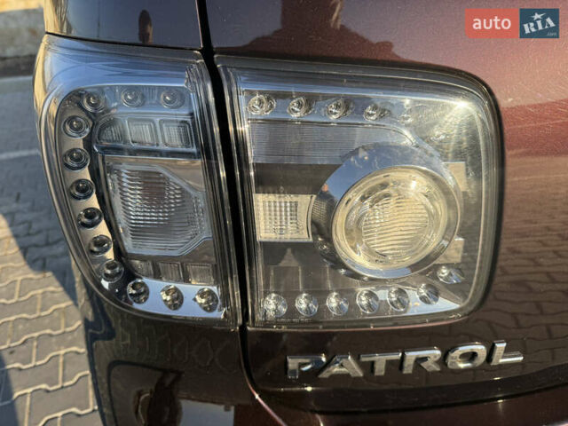 Коричневий Ніссан Патрол, об'ємом двигуна 5.6 л та пробігом 180 тис. км за 17000 $, фото 7 на Automoto.ua