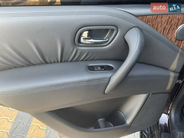 Коричневий Ніссан Патрол, об'ємом двигуна 5.6 л та пробігом 180 тис. км за 17000 $, фото 14 на Automoto.ua