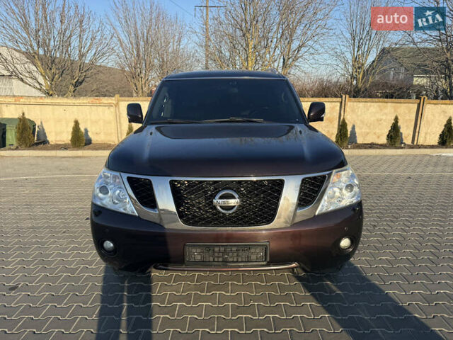 Коричневий Ніссан Патрол, об'ємом двигуна 5.6 л та пробігом 180 тис. км за 17000 $, фото 1 на Automoto.ua