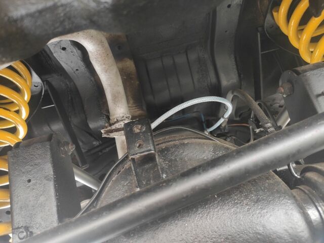 Красный Ниссан Патрол, объемом двигателя 3 л и пробегом 250 тыс. км за 35000 $, фото 13 на Automoto.ua