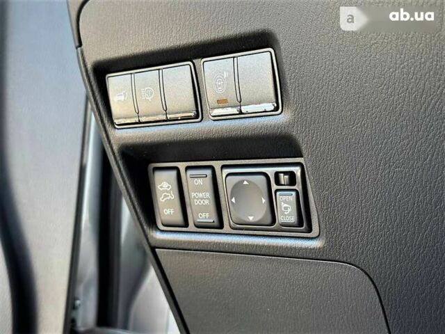 Ниссан Патрол, объемом двигателя 5.6 л и пробегом 155 тыс. км за 23999 $, фото 22 на Automoto.ua