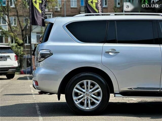 Ниссан Патрол, объемом двигателя 5.6 л и пробегом 155 тыс. км за 23999 $, фото 8 на Automoto.ua