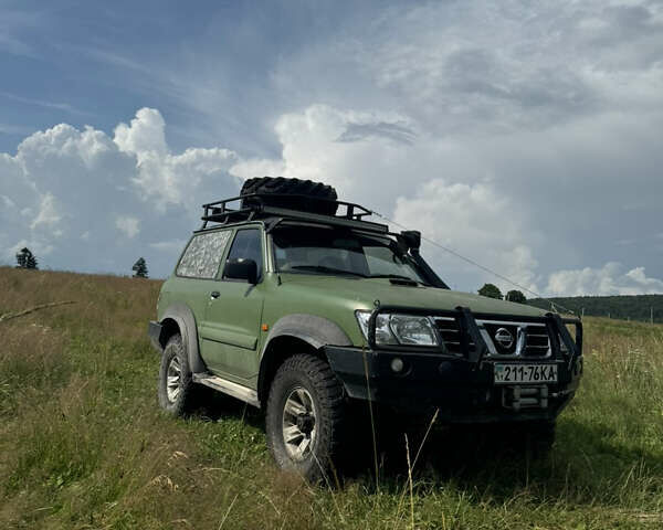 Ниссан Патрол, объемом двигателя 3 л и пробегом 260 тыс. км за 11900 $, фото 4 на Automoto.ua