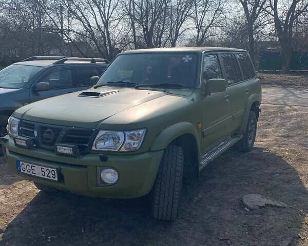 Ниссан Патрол, объемом двигателя 3 л и пробегом 104 тыс. км за 6500 $, фото 1 на Automoto.ua