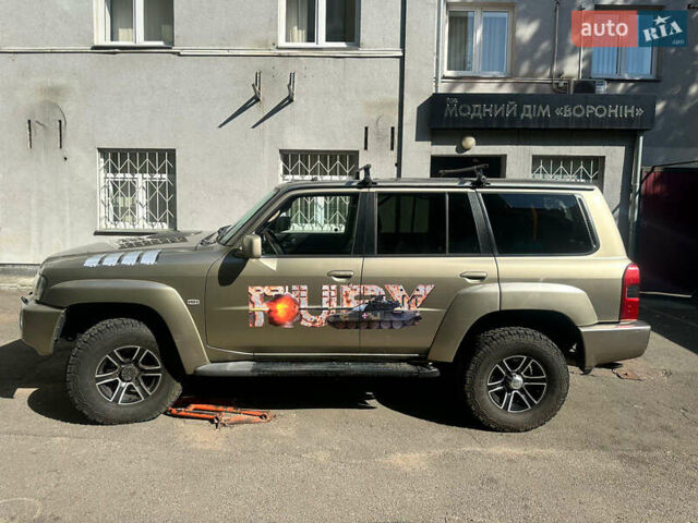 Ниссан Патрол, объемом двигателя 3 л и пробегом 467 тыс. км за 16400 $, фото 1 на Automoto.ua